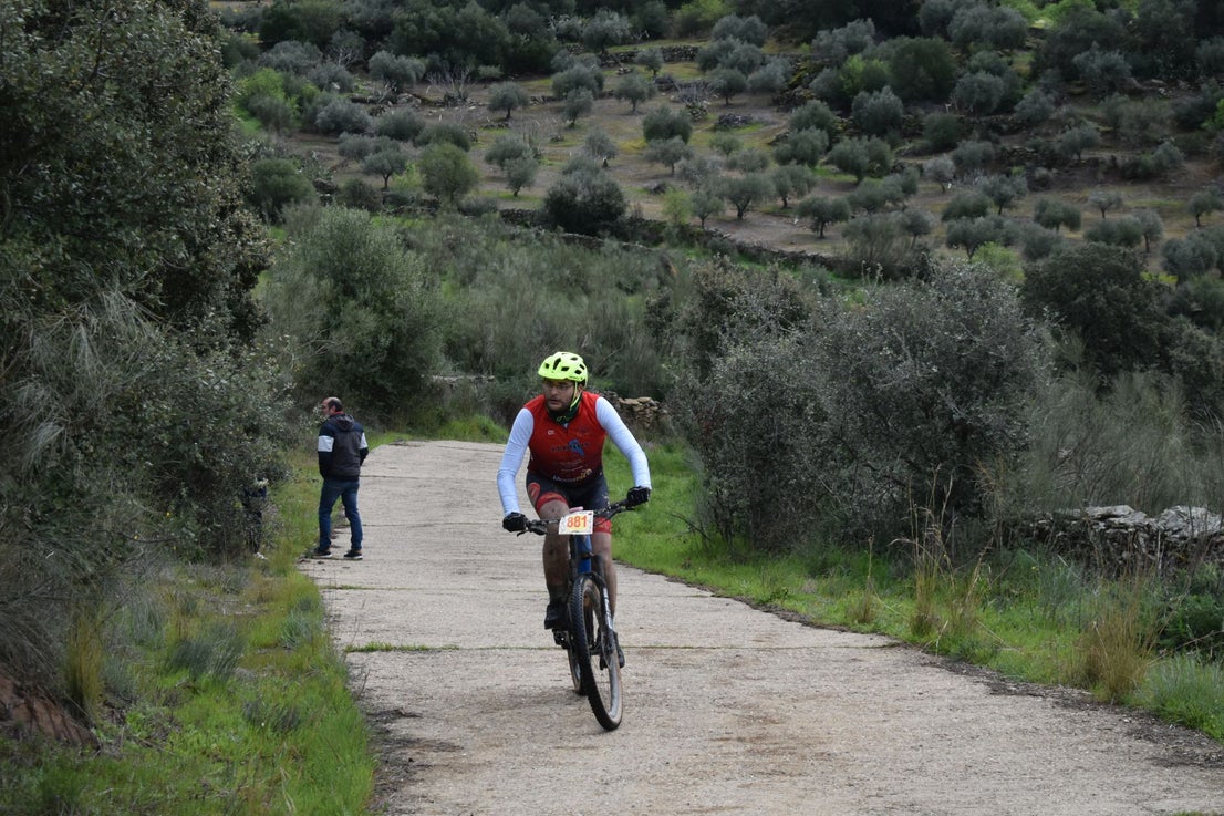 Fotos: Lo mejor del ciclismo en la Titán de los Ríos 2025