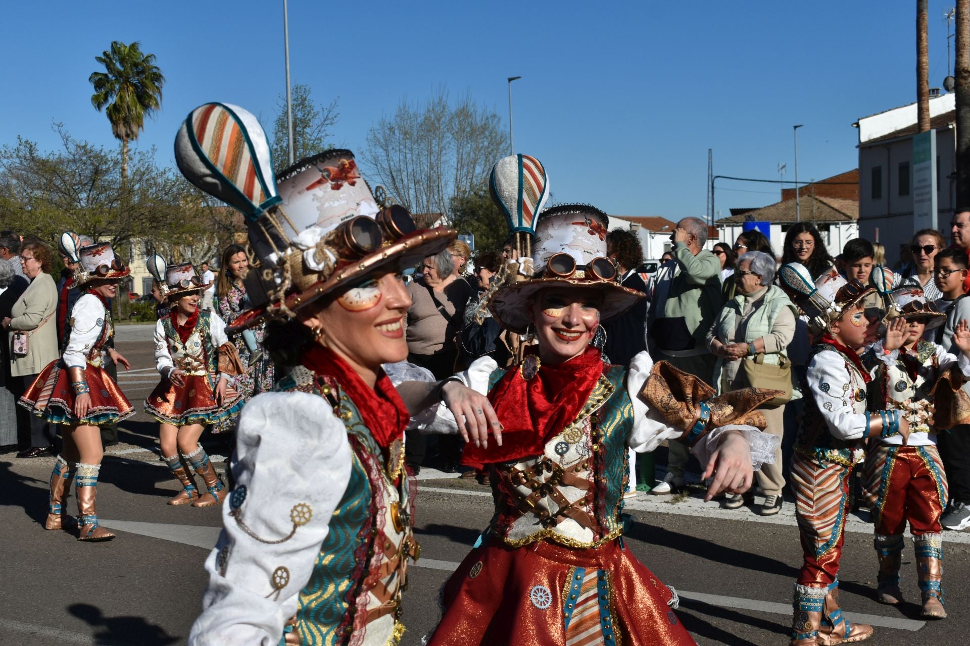 Fotos: Fin de semana inolvidable en Miajadas con sus hermanos de Puçol