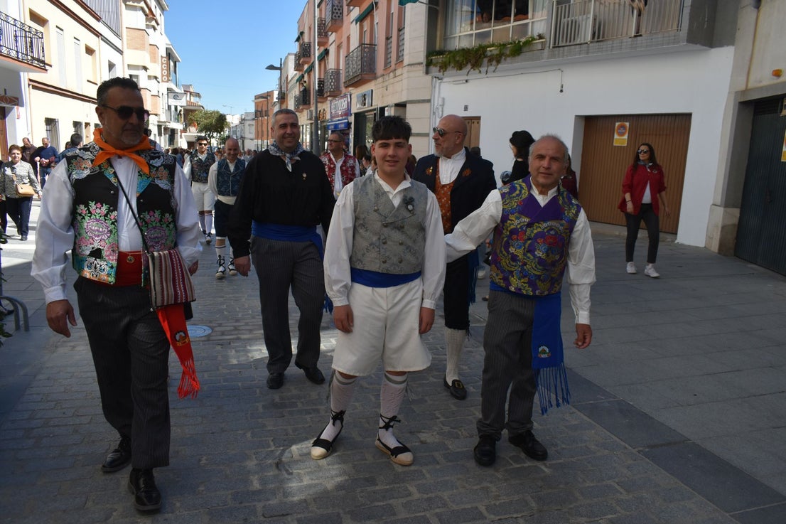 Fotos: Fin de semana inolvidable en Miajadas con sus hermanos de Puçol