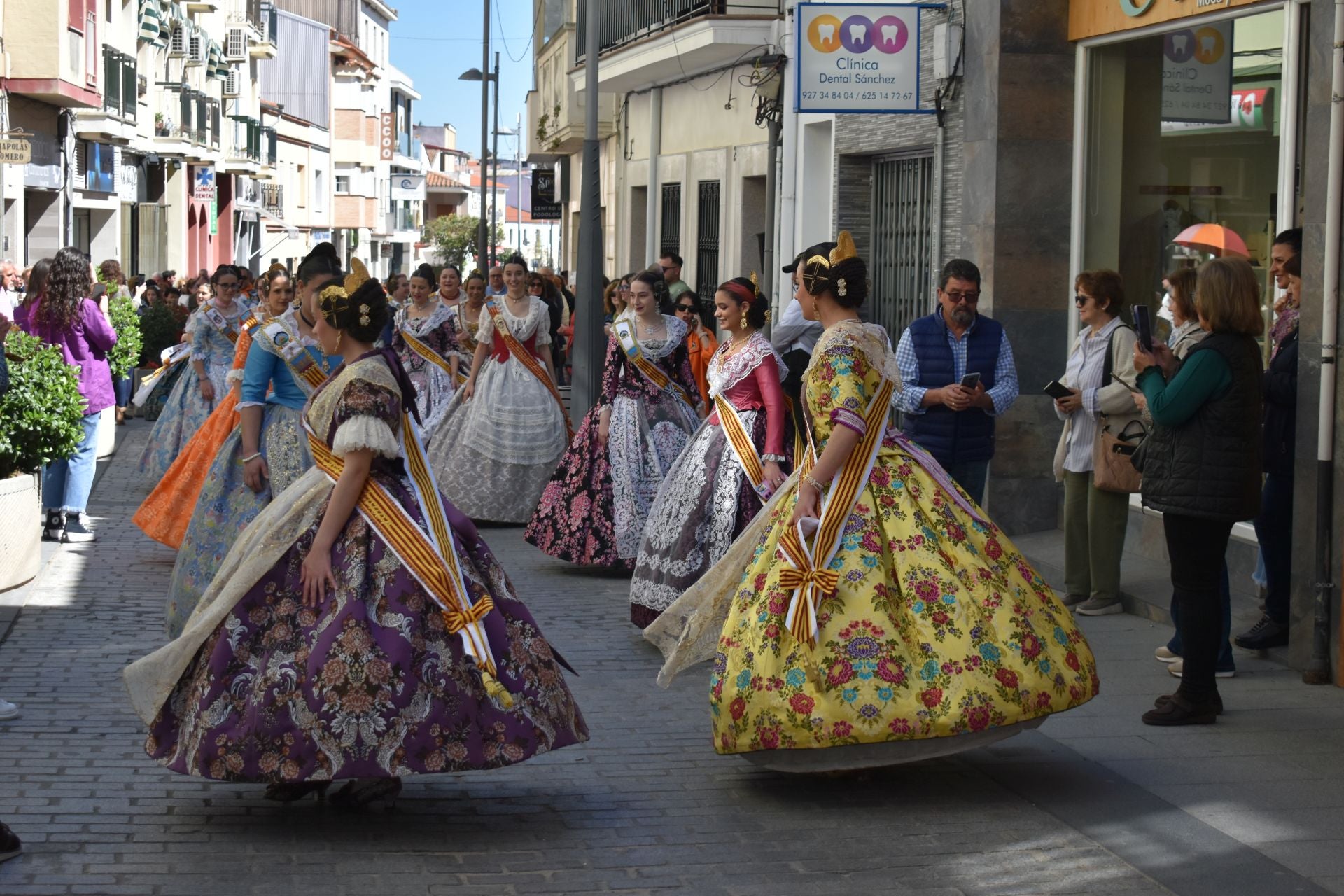 Fotos: Fin de semana inolvidable en Miajadas con sus hermanos de Puçol