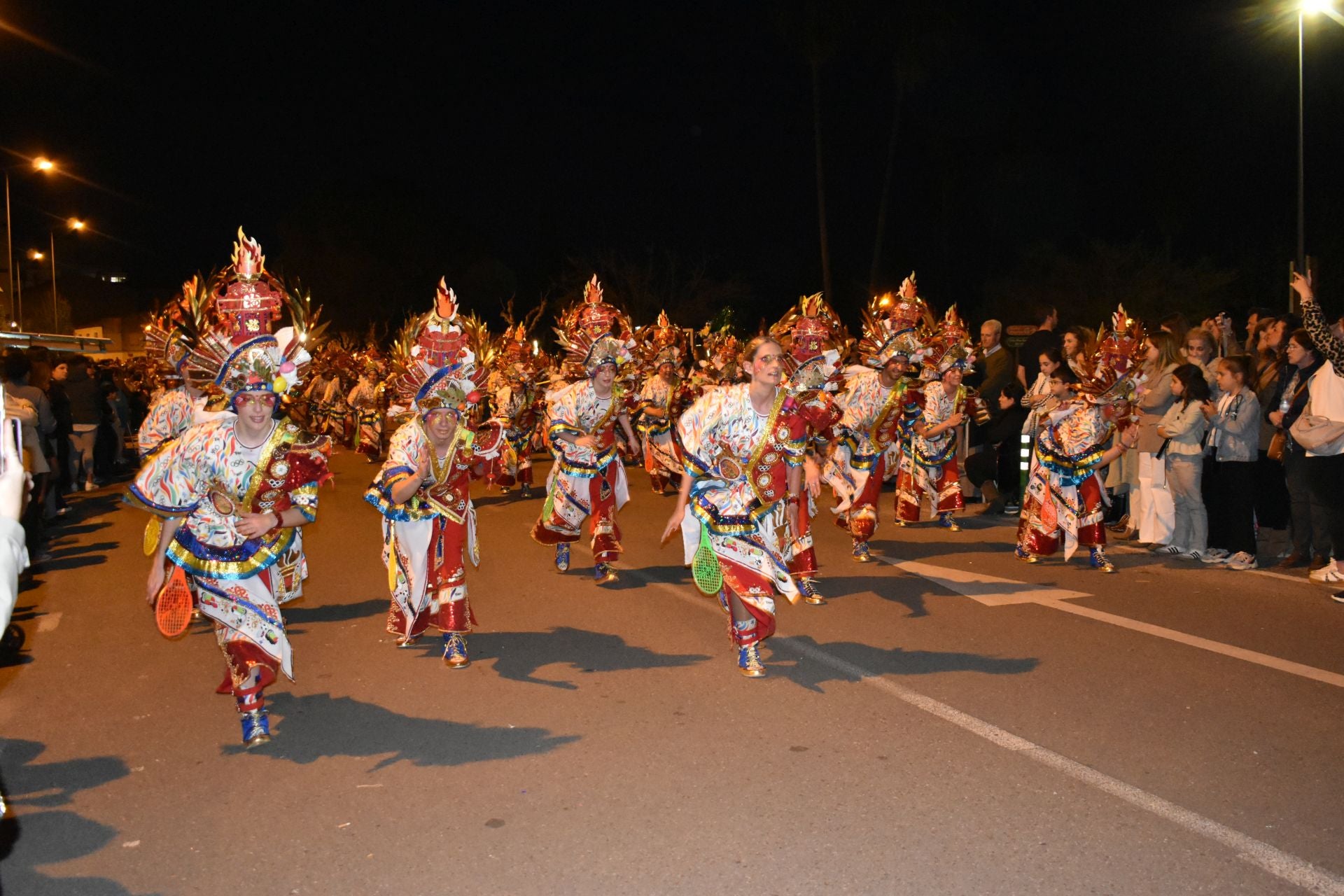 Fotos: 18 comparsas hicieron vibrar en la VI Convivencia Carnavalera de Miajadas