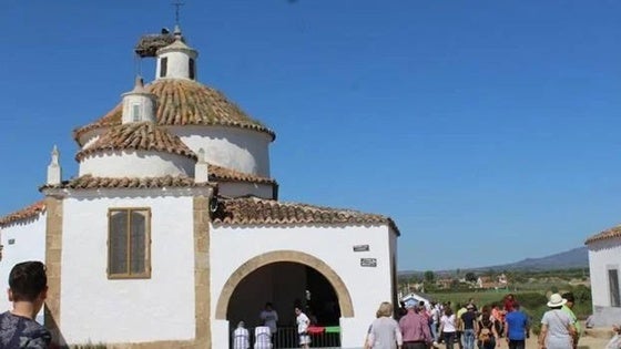 Condiciones para acampar en las zonas aledañas a la ermita de San Bartolomé