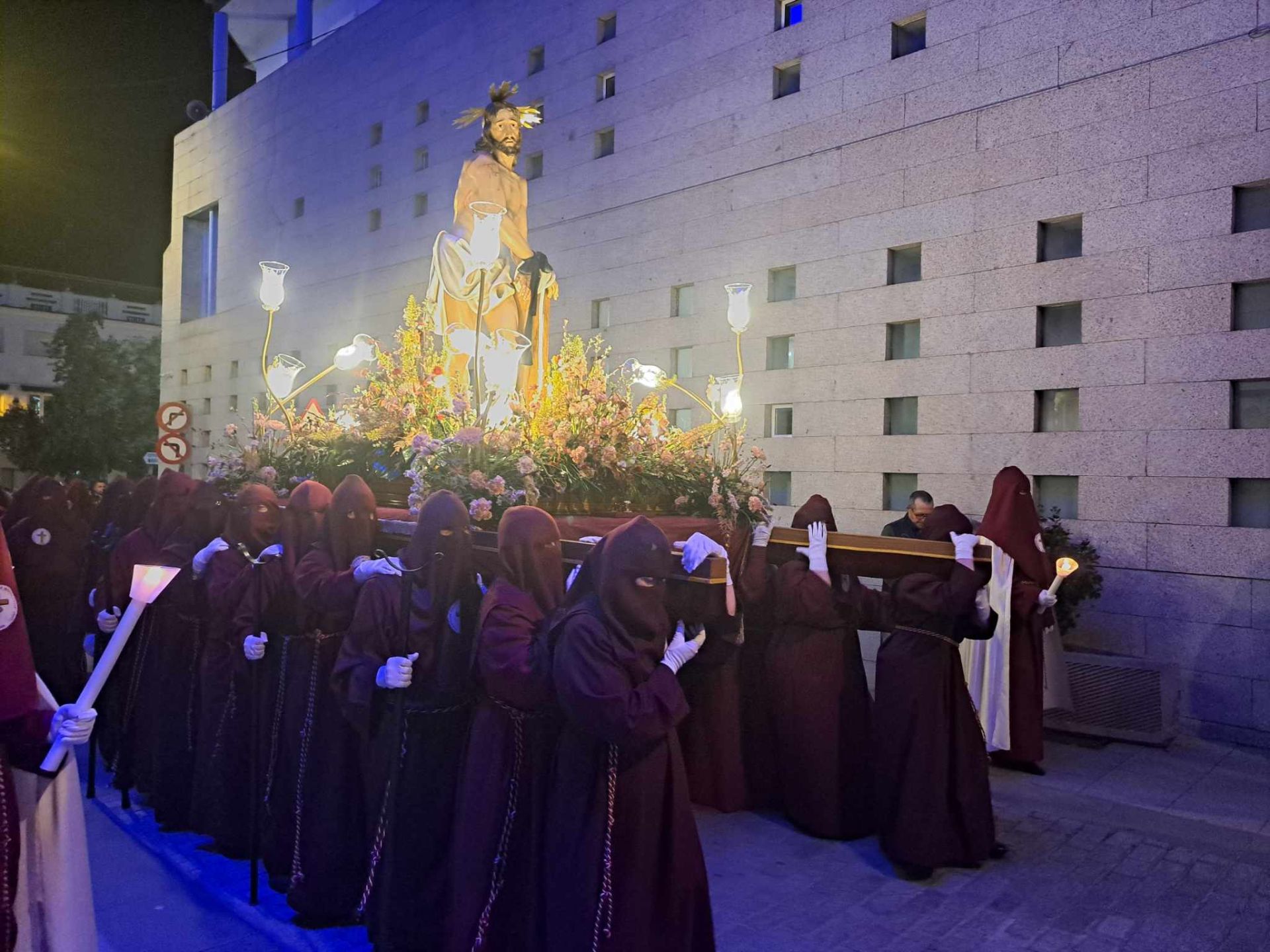 Fotos: Procesión de la 'Oración en el huerto de los olivos', el 'Cristo amarrado a la columna' y 'Jesús Nazareno'