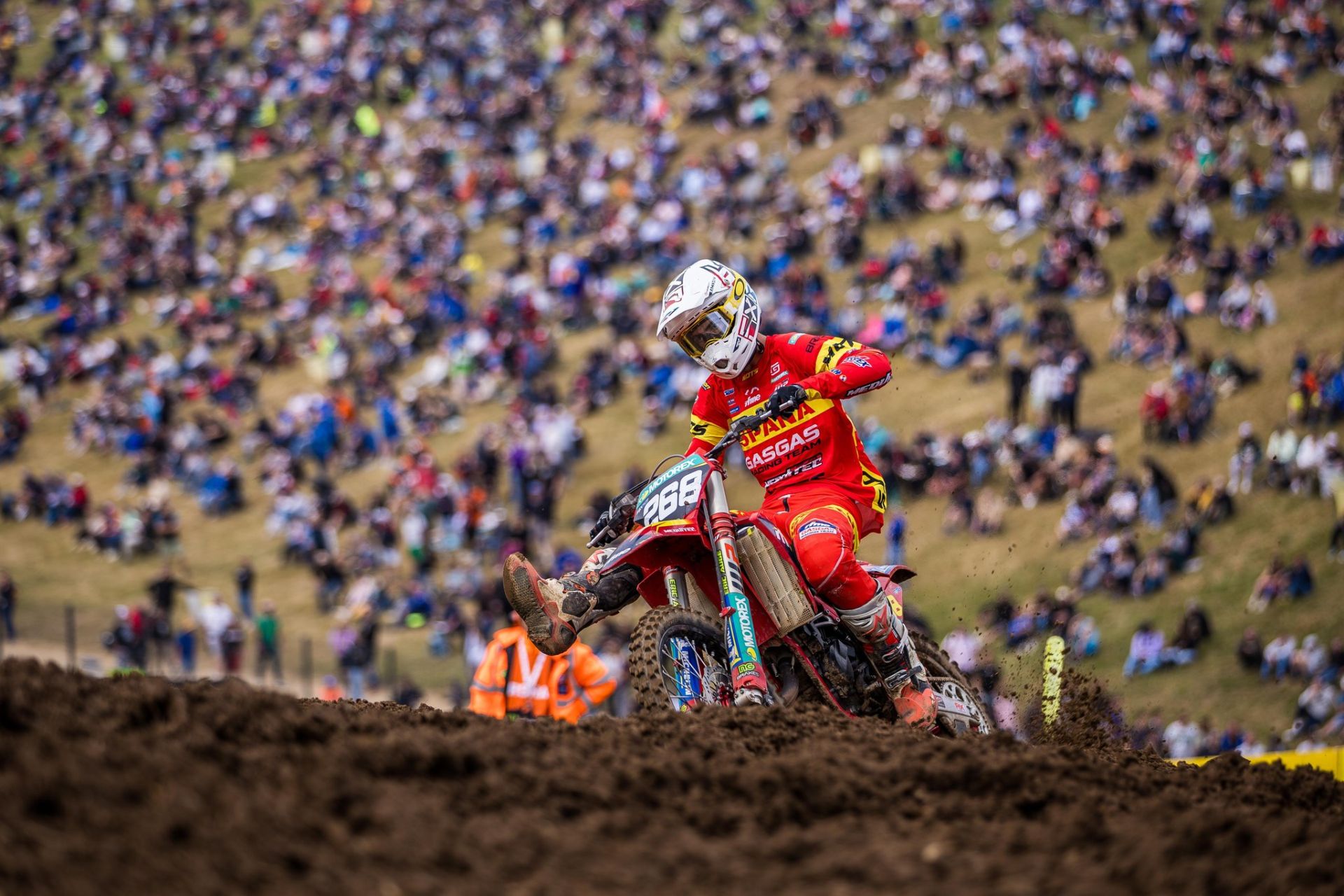Complicado fin de semana para Samuel Tapia en la séptima carrera del europeo 125cc en Francia