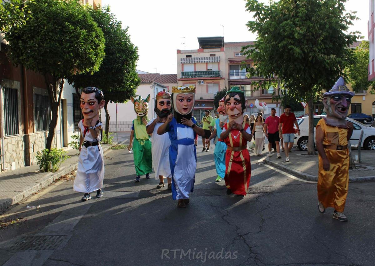 Imagen secundaria 1 - Miajadas se despide de unas Ferias de Agosto multitudinarias