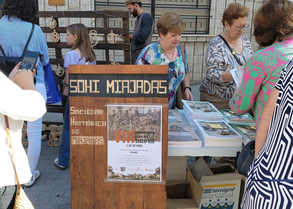Imagen secundaria 1 - Un viaje temporal hasta el siglo XIX para revivir la feria de Miajadas