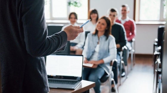 La Diputación lanza un programa innovador de formación online para los cargos electos de la provincia