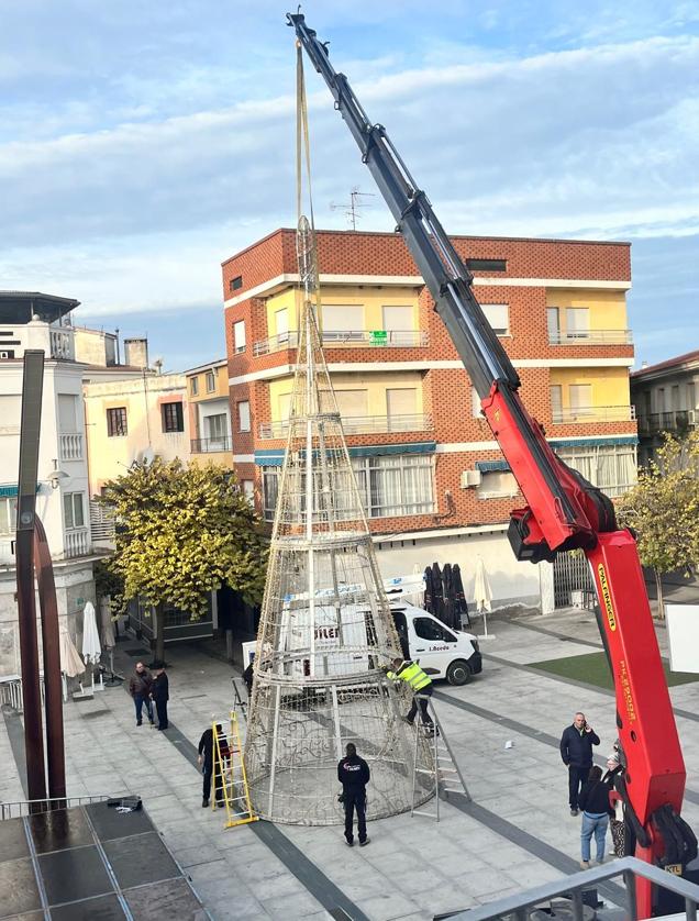 Miajadas ya está preparada para disfrutar de su encendido Navideño