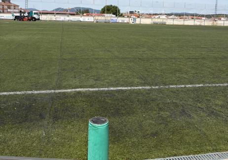 Imagen secundaria 1 - Miajadas acomete una inversión de más de 250.000 euros en la modernización integral de su campo de fútbol