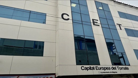 La Biblioteca Municipal de Miajadas reabre sus puertas en su nueva ubicación en el Edificio CET