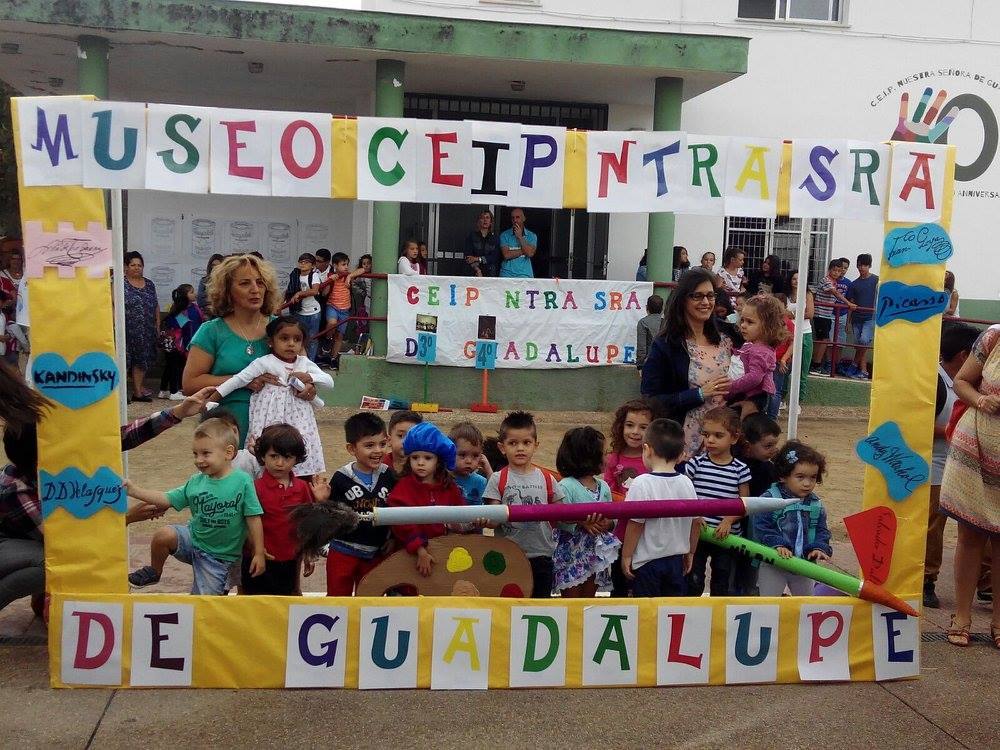 Photocall elaborado por el colegio Nuestra Señora de Guadalupe para dar la bienvenida a sus alumnos. 