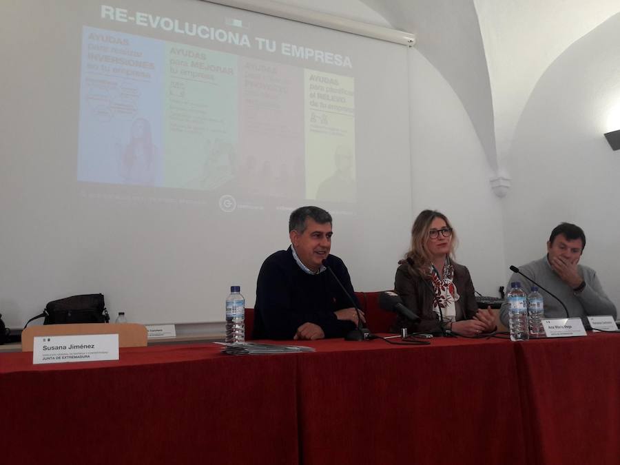 Inauguración de las jornadas informativas. 