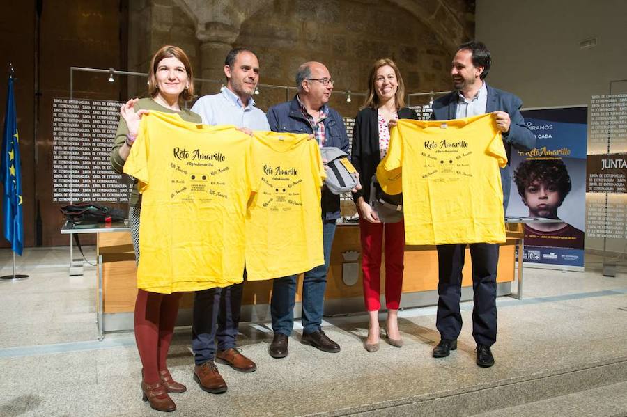 Presentación de la campaña 'Reto amarillo' este viernes en Mérida. 