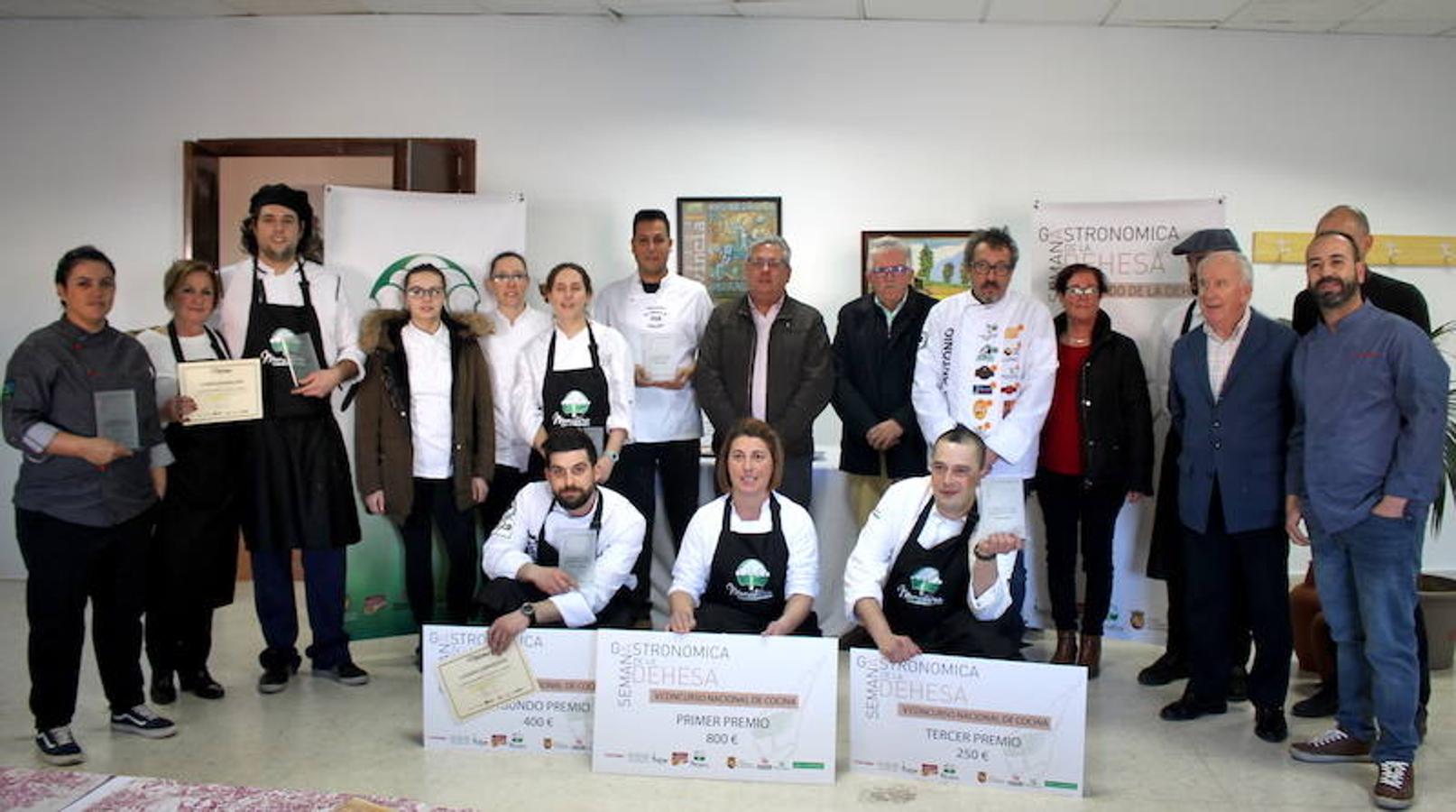 Rocío Maya, de Fuentes de León (Badajoz), se alzó con el primer premio. El segundo y tercer permio también se quedaron en la región. Fueron para Eduardo Cumbreño, de Puebla de la Reina, y para Mario Rodríguez, de Casar de Cáceres