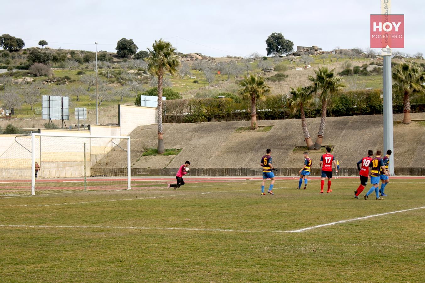 Los amarillos se enfrentaron este domingo al líder de grupo, al C.D. Usagre. Los locales le plantaron cara y consiguieron un empate a uno, a pesar de las dificultades. 