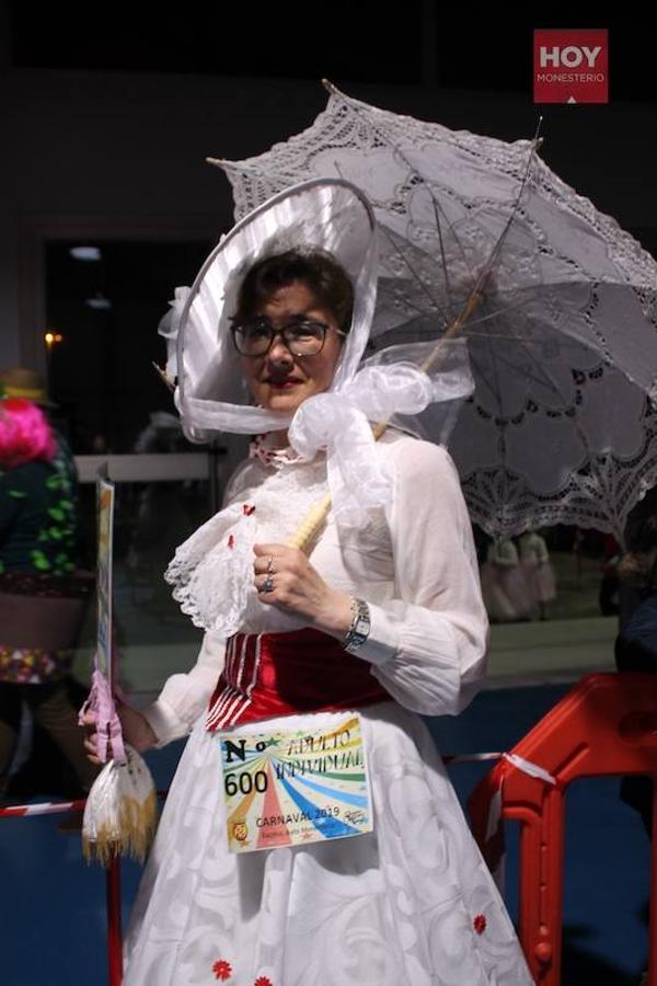 El jurado lo tuvo muy complicada dada la alta participarción y la lcalidad de los disfraces