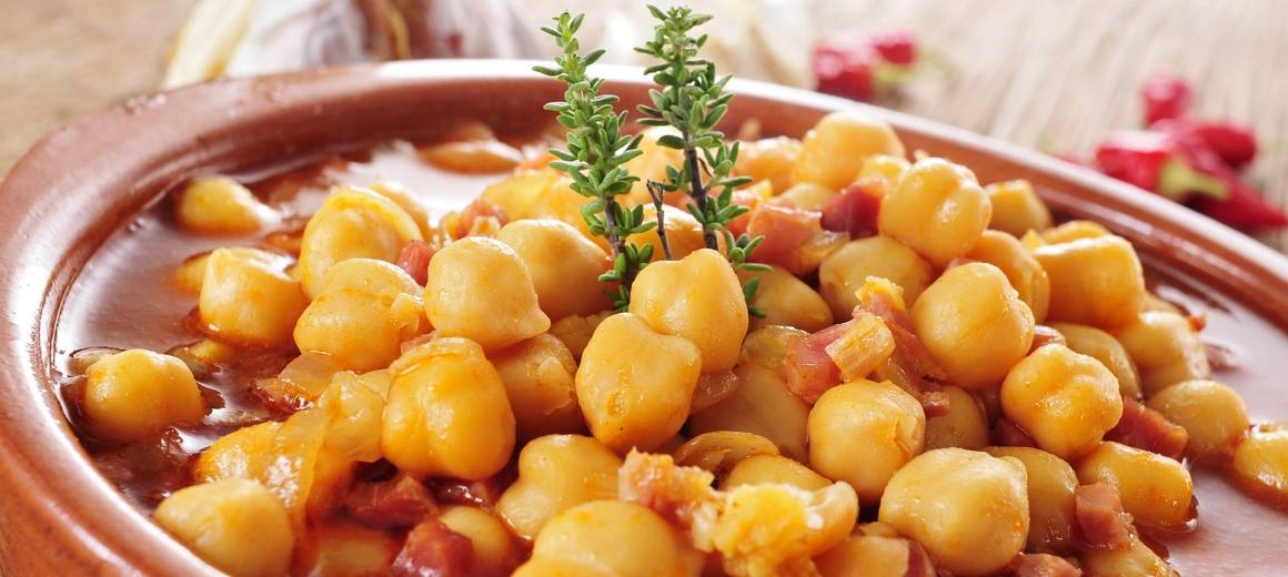 Plato de garbanzos del Hotel Moya 