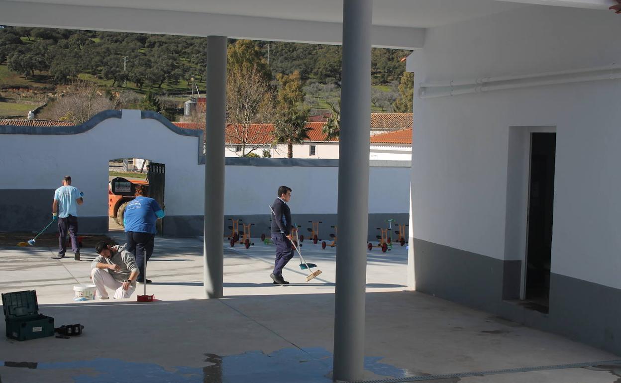 Alumnos de la especialidad de limpieza 