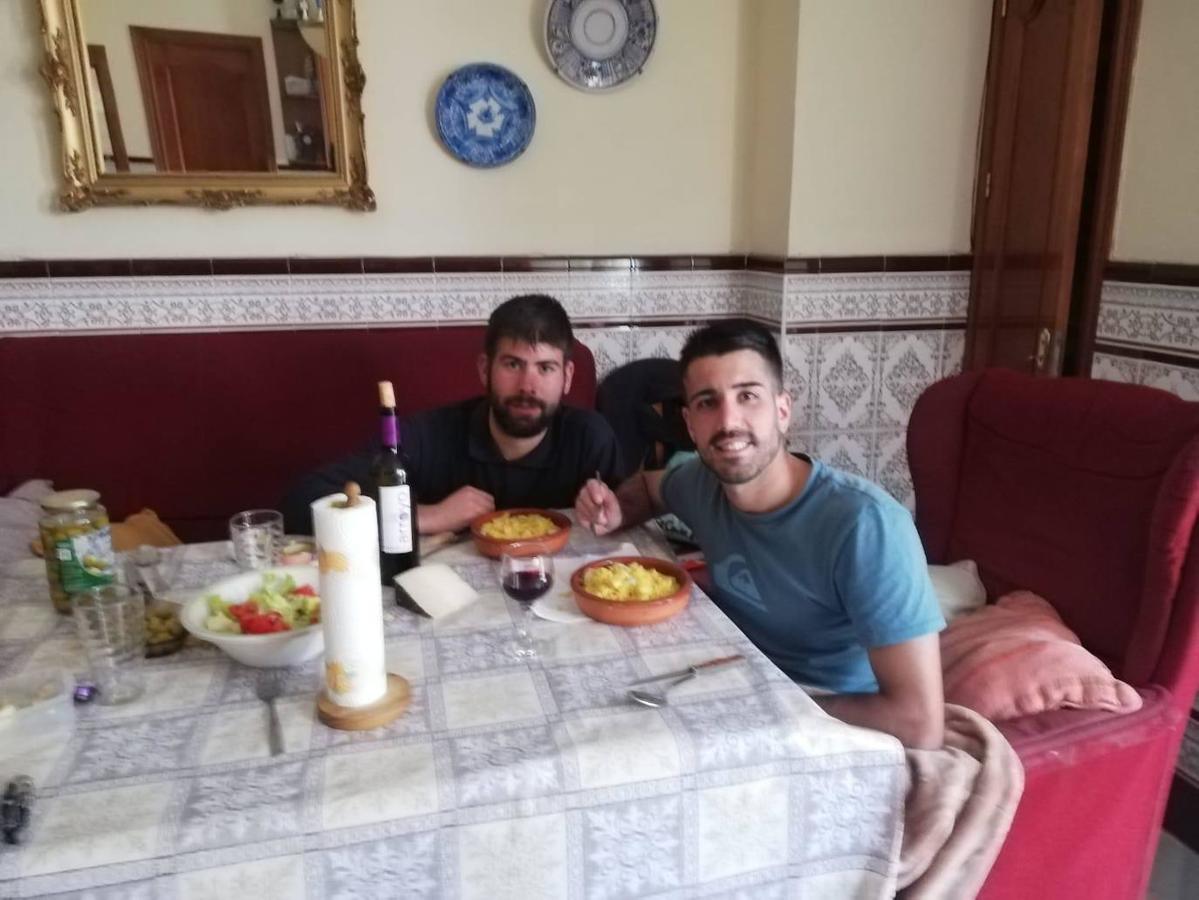 Fotos: Los monesterienses celebran la Fiesta de la Primavera desde casa