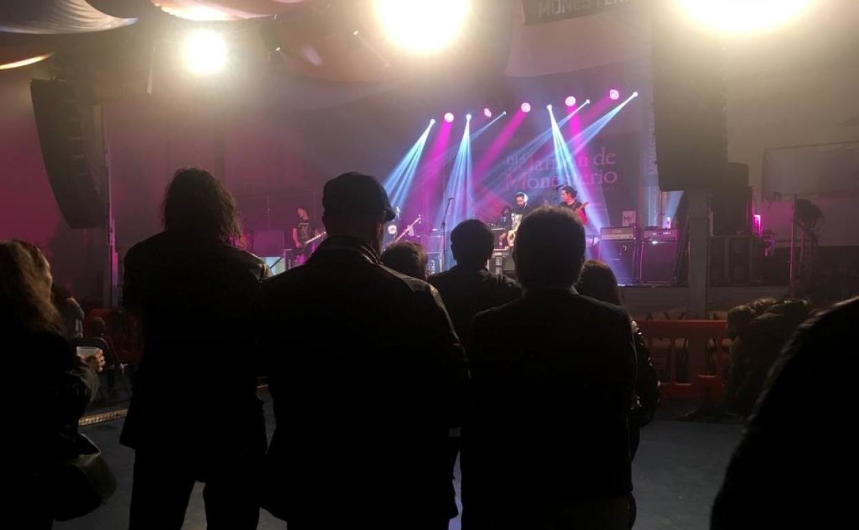 Imagen de archivo de HOY Monesterio de un concierto en el Pabellón Multiusos 