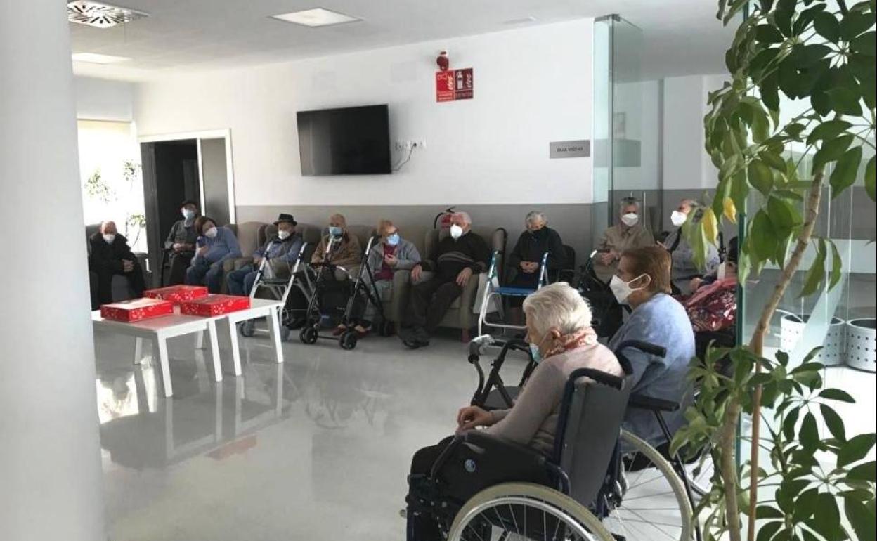 Mayores de la residencia de Monesterio 