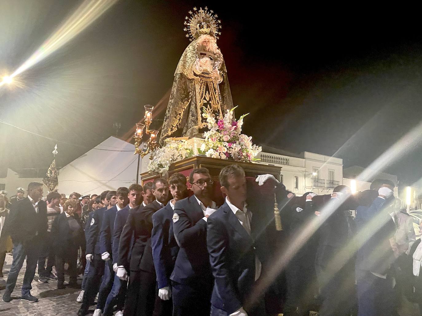 La Virgen de la Soledad procesionó la noche del Viernes Santo