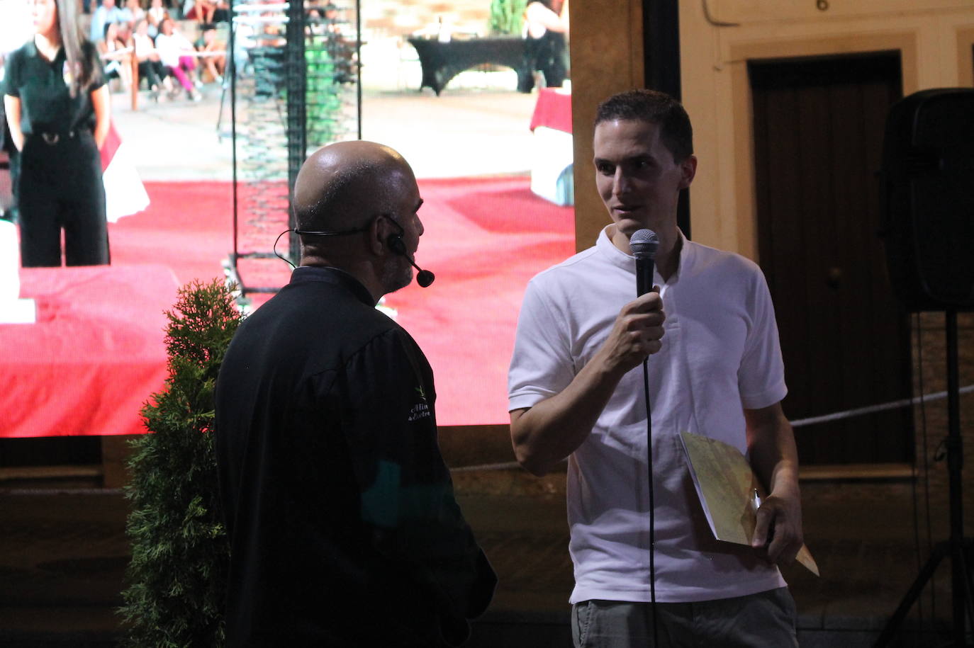 Álvaro Diezma, Cuchillo Jamonero de Oro 2022, dedica unas palabras al público