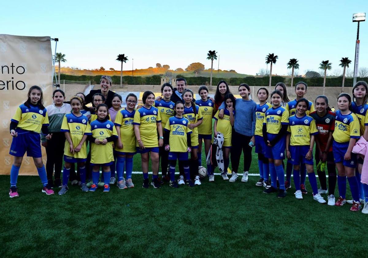Inauguración oficial del campo de fútbol de césped artificial de Monesterio
