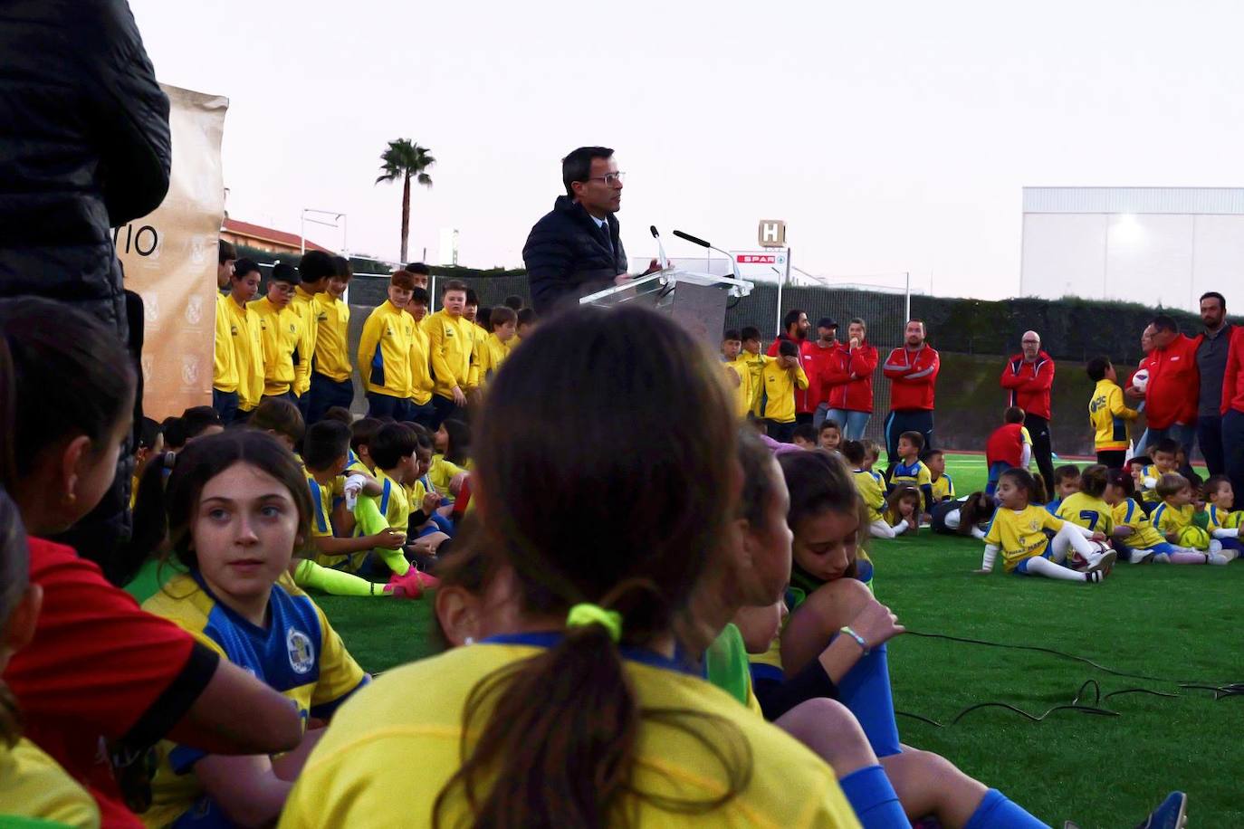 Inauguración oficial del campo de fútbol de césped artificial de Monesterio