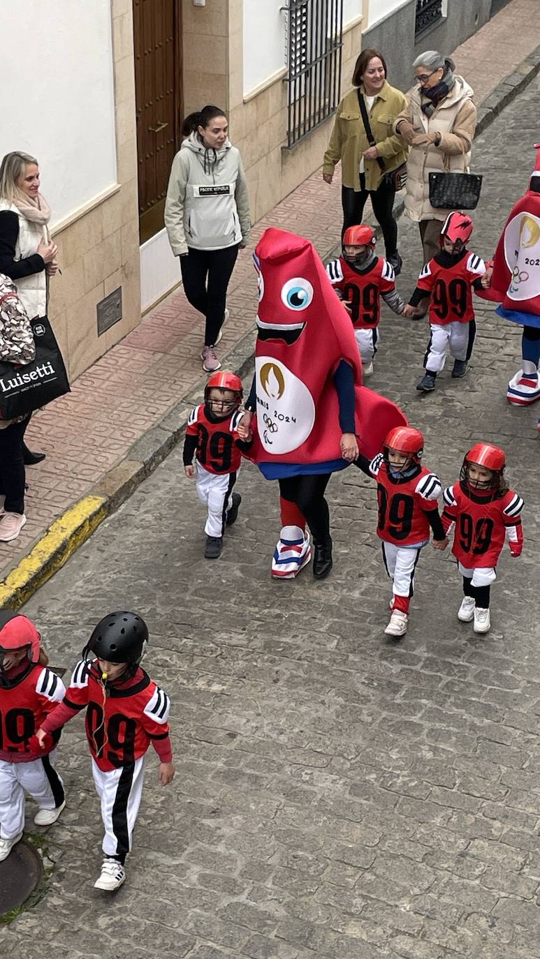 Los más pequeños de la casa inauguran el carnaval en Monesterio