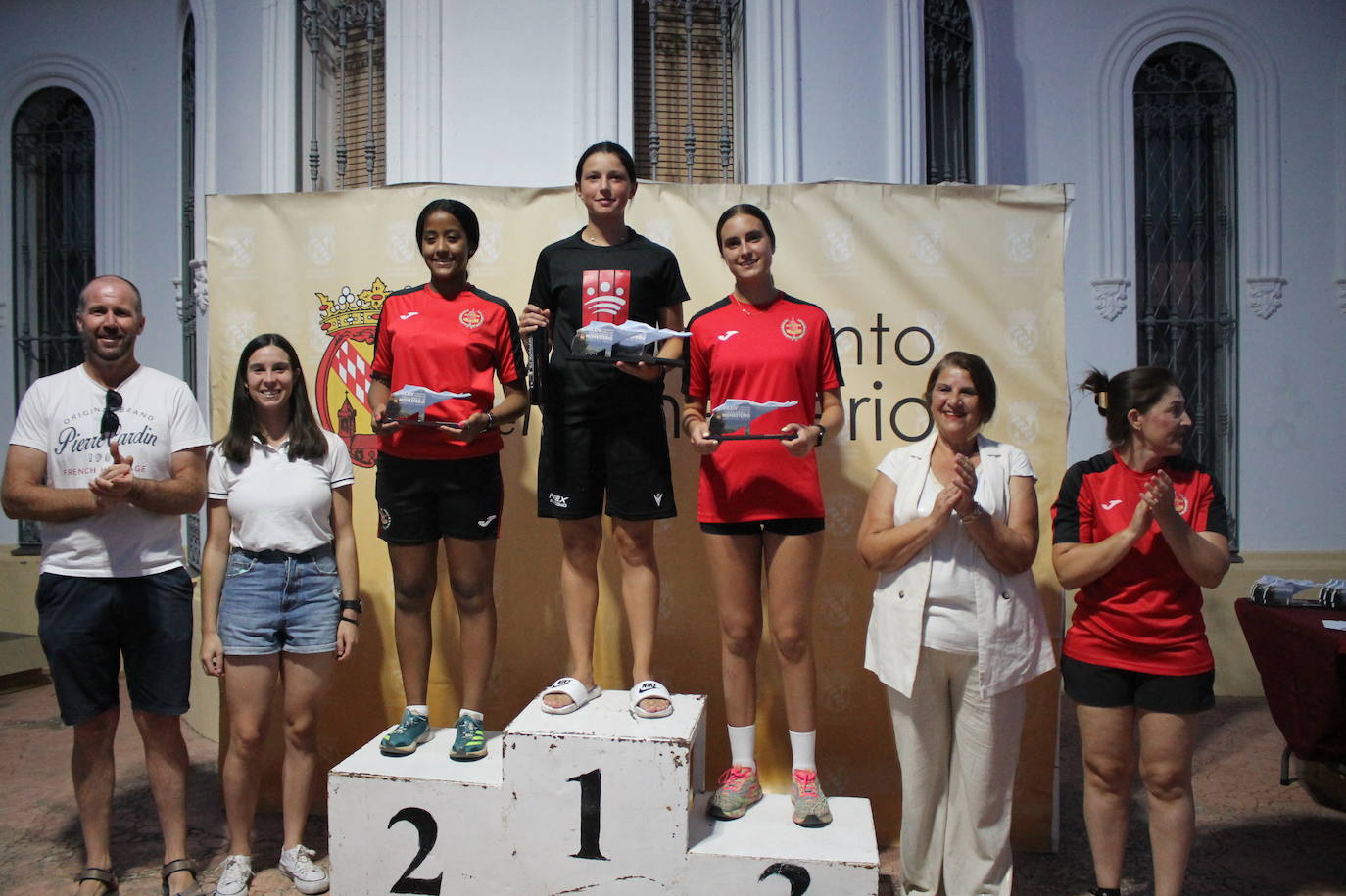 Fotos| Entrega de premios de II Milla Urbana de Monesterio