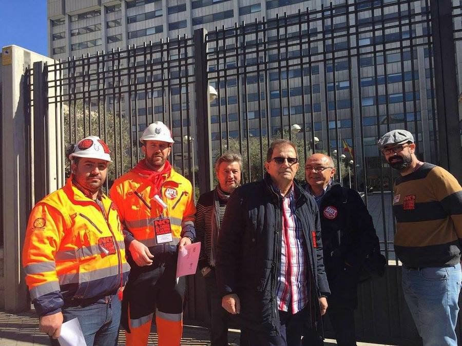 Miembros del comité de empresa y sindicatos
