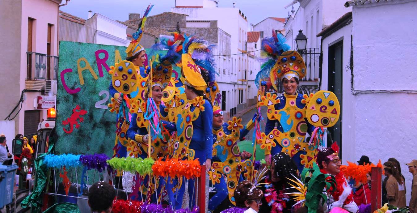 Durantes el pasacalles popular del pasado año 