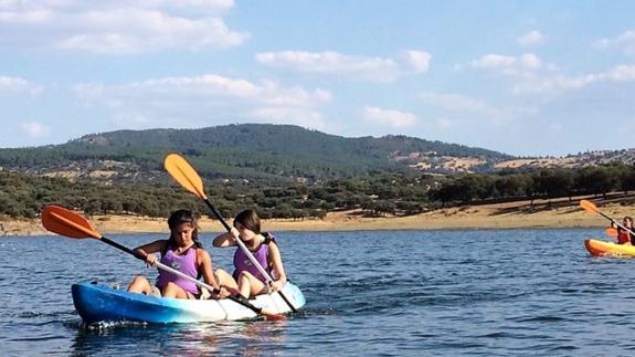 La previsión de lluvias obliga a suspender la I Jornada Multiaventura en el pantano de Tentudía