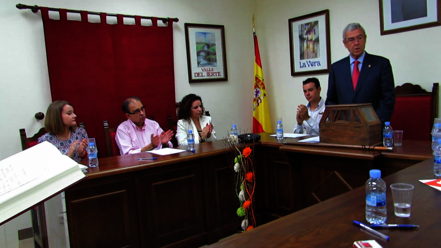 Amador Álvarez lleva toda la democracia al frente del Ayuntamiento de Carrascalejo 