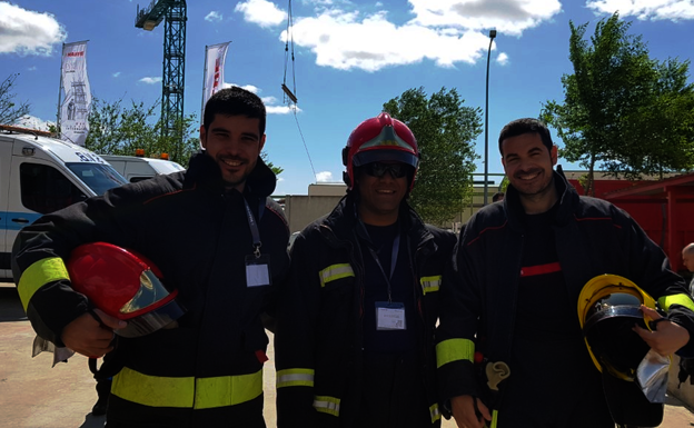 Los representantes de la central nuclear de Almaraz 