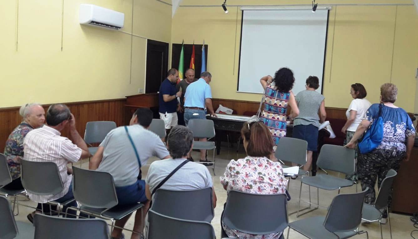 Reunión de la plataforma en la Fundación Concha 