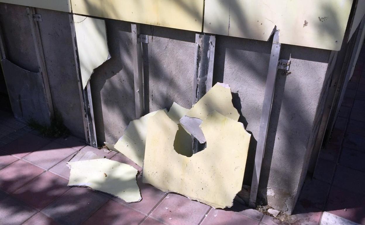 La fachada del comedor se cae a trozos 