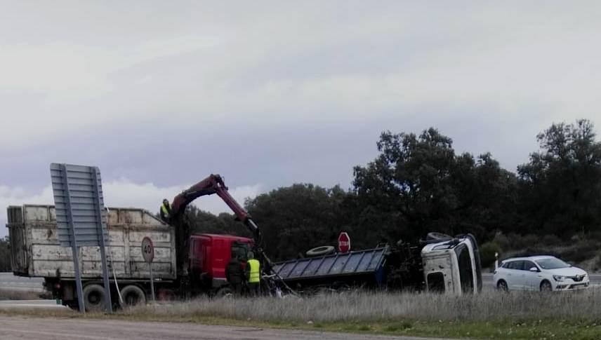 Trabajos para retirar el camión 