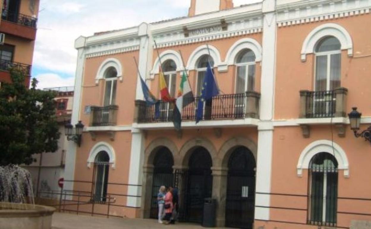 La USO acusa al Ayuntamiento de «mentir y negar derechos» a los trabajadores municipales