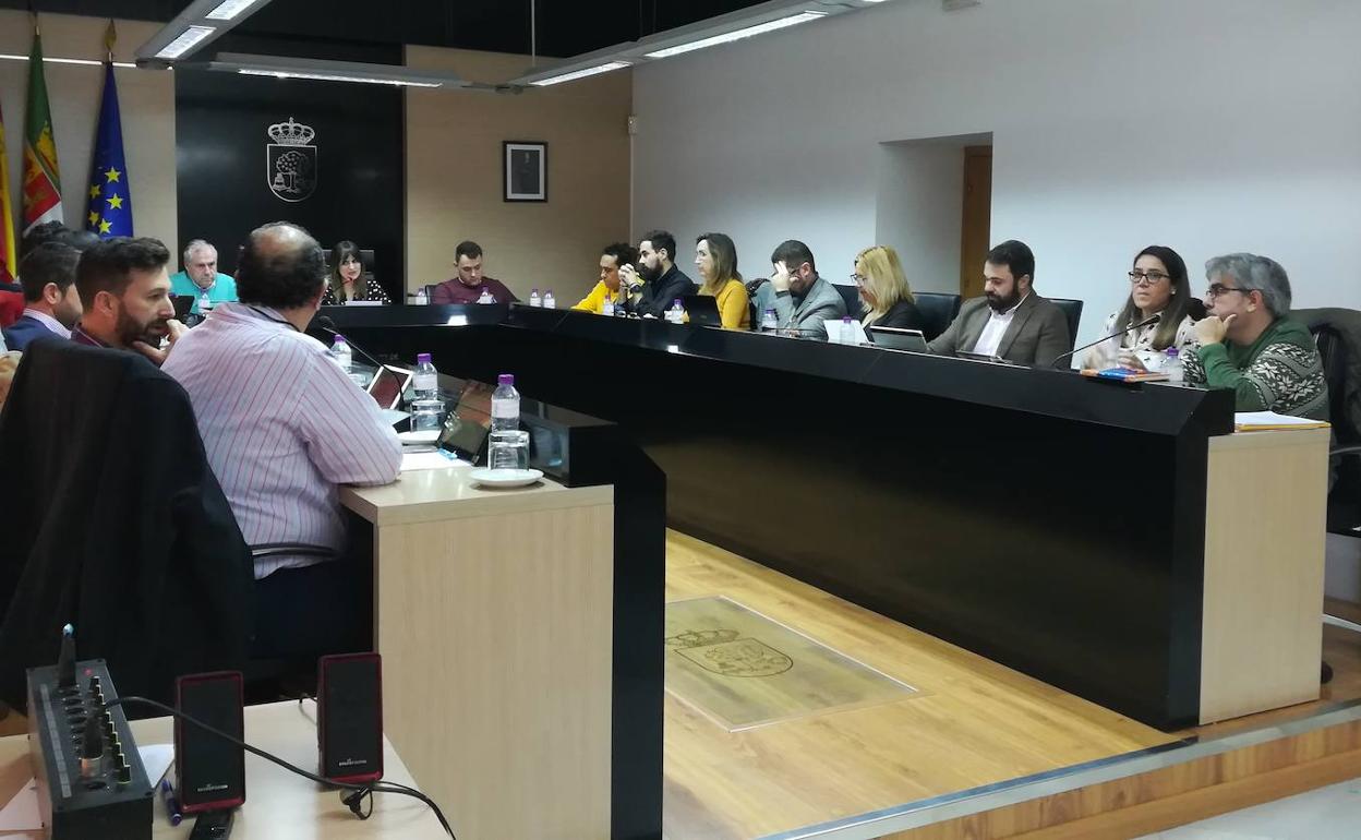 El pleno de marzo debatirá seis mociones de cuatro grupos municipales