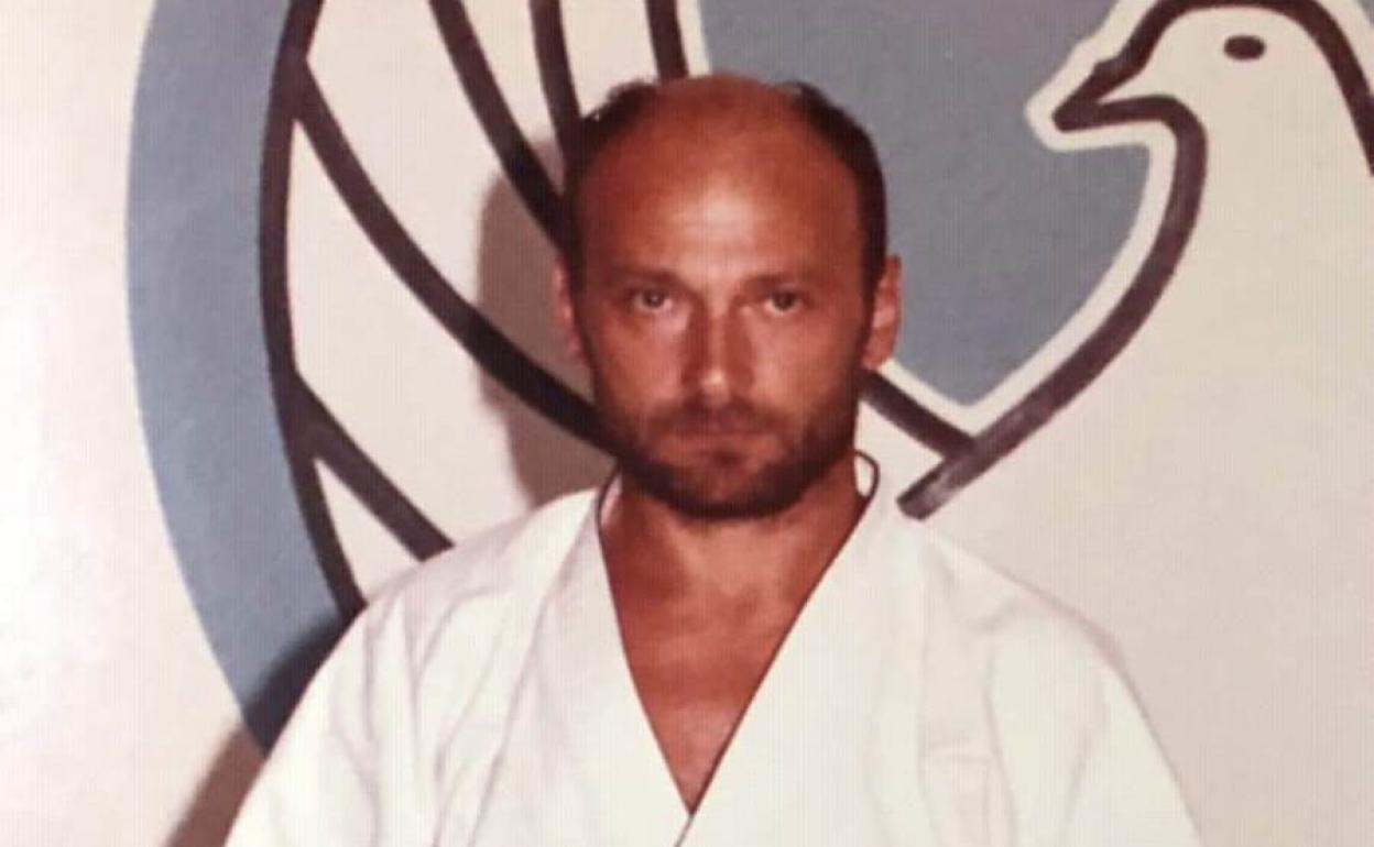 En memoria de Alfredo Golpe Pérez, maestro de karate