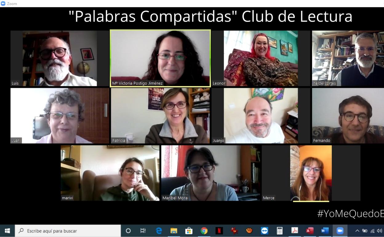 El Club de Lectura sigue activo a través de videollamadas