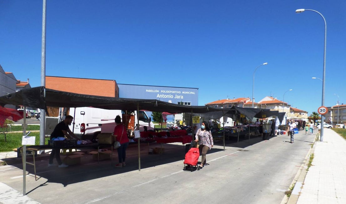 Fotos: Se amplía el mercadillo