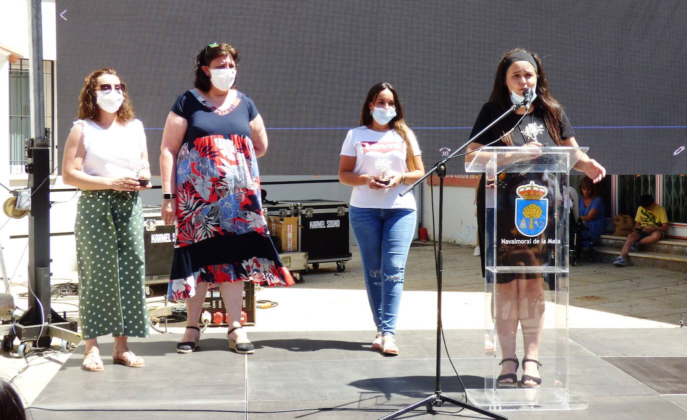 Fotos: Homenaje en la plaza de España