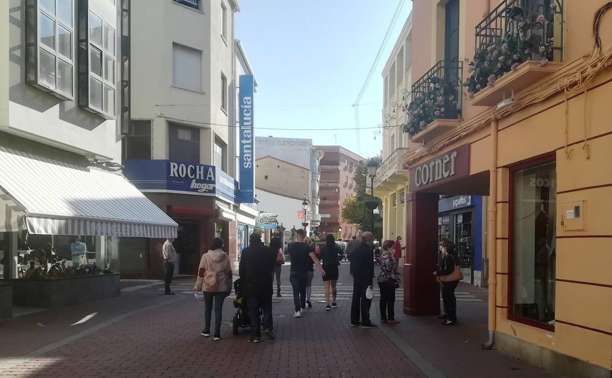 Ambiente en la mañana del jueves en la zona peatonal 