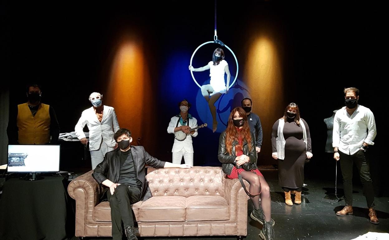 Original presentación de la programación cultural 