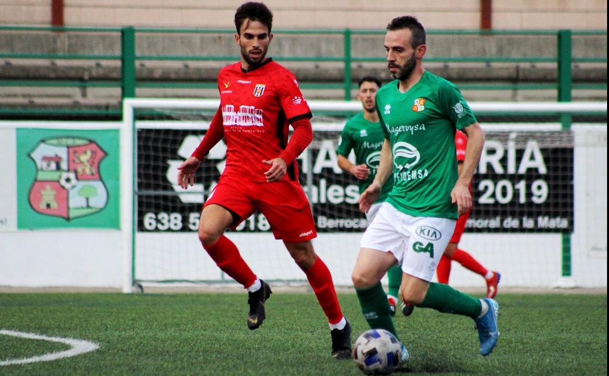 Moralo y Mérida aprovechan su descanso liguero para jugar un partido amistoso, con victoria visitante (0-2)