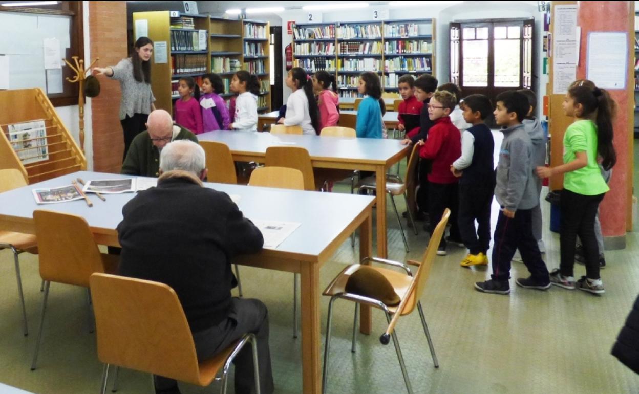 La Casa del Libro, única empresa que se presentó, adjudicataria del contrato de suministro de fondos bibliográficos