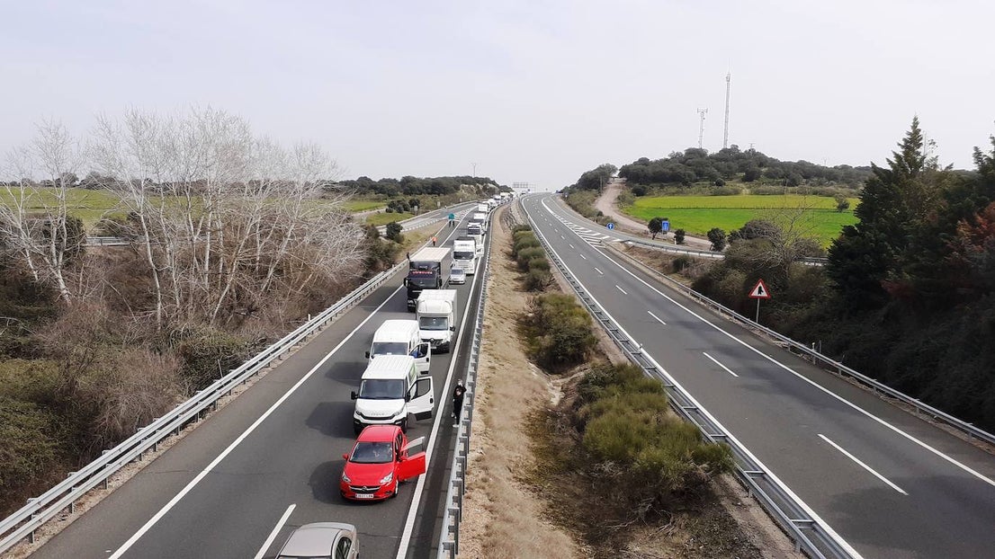Fotos: Protesta tabaquera en la autovía de Extremadura
